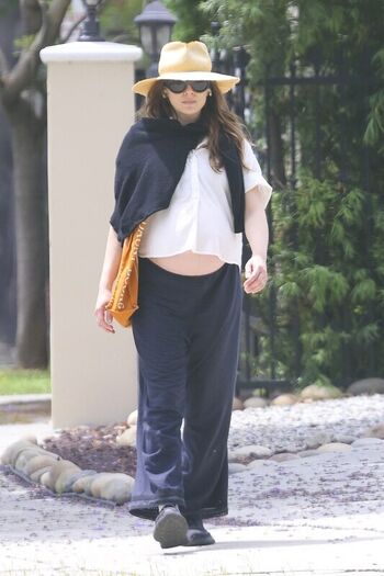 Elizabeth olsen leaked private photo uncensored HD quality
