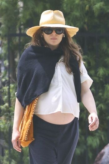 Elizabeth olsen leaked private photo uncensored HD quality