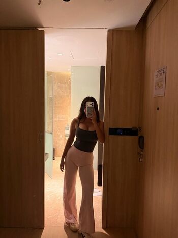 Elizabethxpang page leaked private photo uncensored HD quality