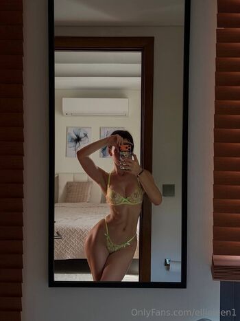 Ellieleen  page leaked private photo uncensored HD quality