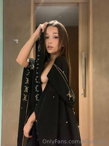 Ellieleen  page leaked private photo uncensored HD quality