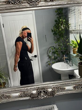 Elliemaejohnson leaked private photo uncensored HD quality