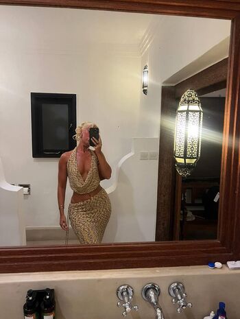 Elliemaejohnson leaked private photo uncensored HD quality