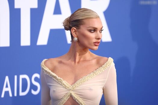 Elsa hosk page leaked private photo uncensored HD quality