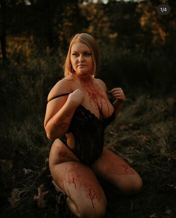 Em w leaked private photo uncensored HD quality