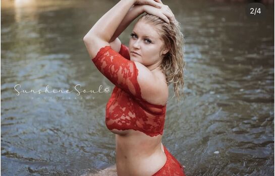 Em w leaked private photo uncensored HD quality
