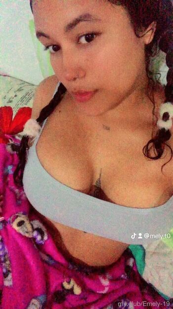 Emelyfree leaked private photo uncensored HD quality