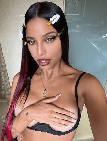 Emilia mernes leaked private photo uncensored HD quality