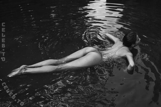 Emilie payet page leaked private photo uncensored HD quality