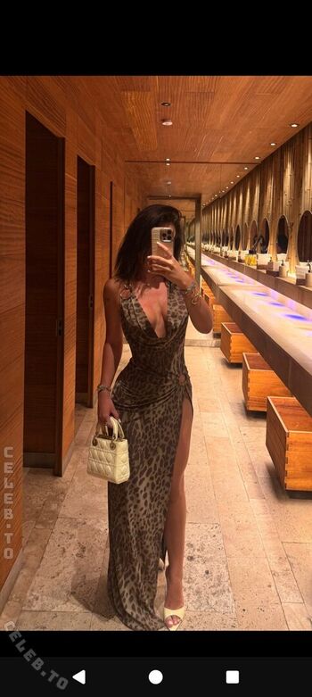 Emiliia ar page leaked private photo uncensored HD quality