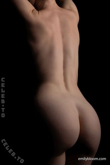 Emily bloom leaked private photo uncensored HD quality