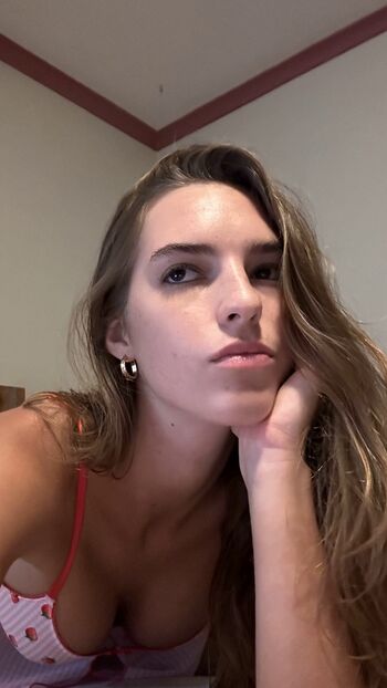 Emily feld  page leaked private photo uncensored HD quality