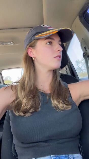 Emily feld  page leaked private photo uncensored HD quality