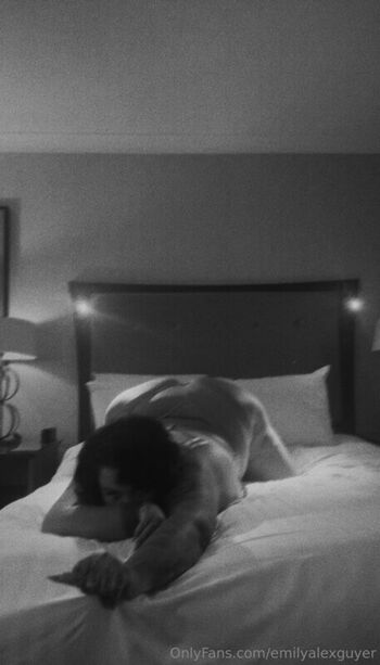 Emily guyer leaked private photo uncensored HD quality