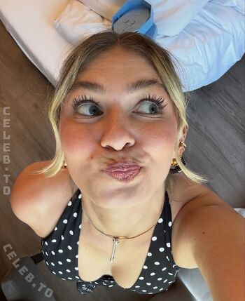 Emilylior page leaked private photo uncensored HD quality