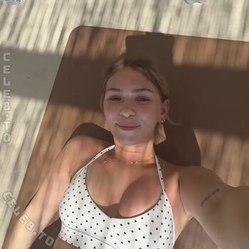 Emilylior leaked private photo uncensored HD quality
