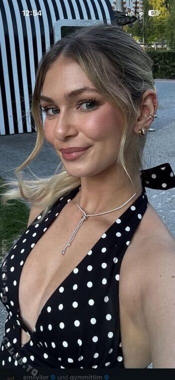 Emilylior leaked private photo uncensored HD quality