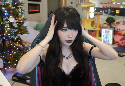 Emiru  page leaked private photo uncensored HD quality