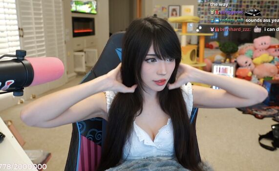 Emiru  page leaked private photo uncensored HD quality