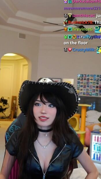 Emiru  page leaked private photo uncensored HD quality