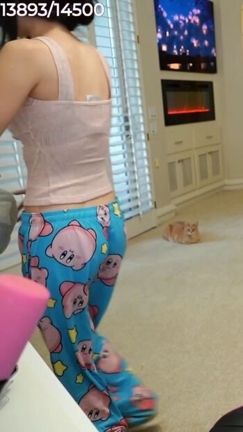 Emiru  page leaked private photo uncensored HD quality