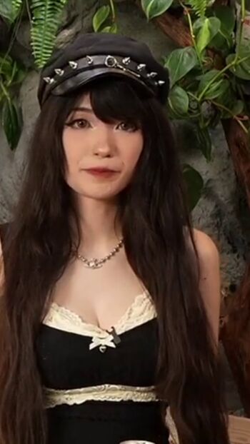 Emiru  page leaked private photo uncensored HD quality