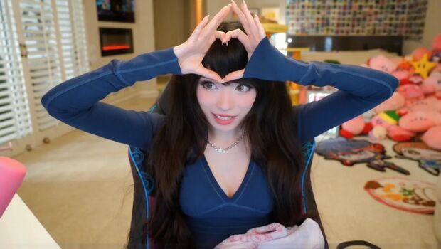 Emiru  page leaked private photo uncensored HD quality