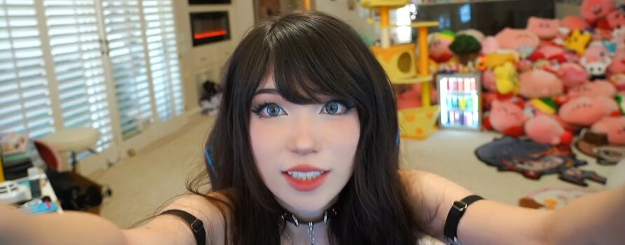 Emiru  page leaked private photo uncensored HD quality
