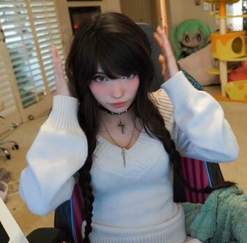 Emiru  page leaked private photo uncensored HD quality