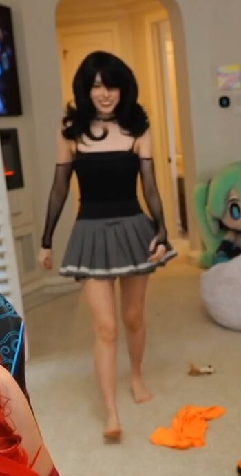 Emiru  page leaked private photo uncensored HD quality