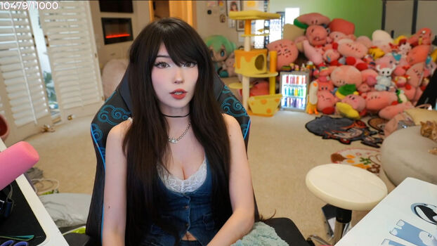 Emiru  page leaked private photo uncensored HD quality