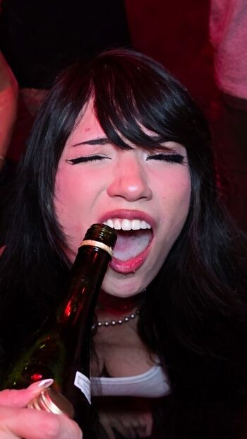 Emiru  page leaked private photo uncensored HD quality