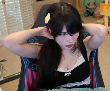 Emiru  page leaked private photo uncensored HD quality