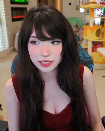 Emiru  page leaked private photo uncensored HD quality