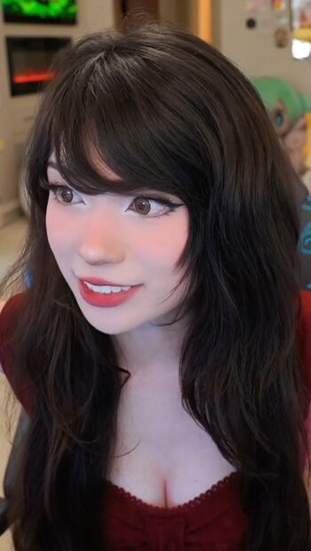 Emiru  page leaked private photo uncensored HD quality