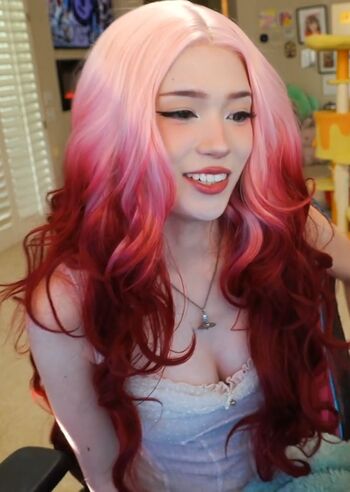 Emiru  page leaked private photo uncensored HD quality