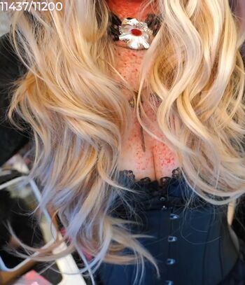 Emiru  page leaked private photo uncensored HD quality