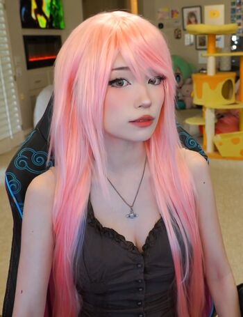 Emiru  page leaked private photo uncensored HD quality