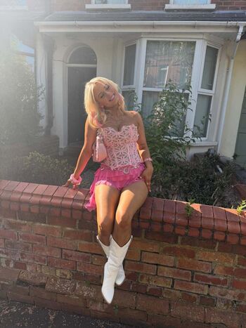 Emma mcguckin page leaked private photo uncensored HD quality