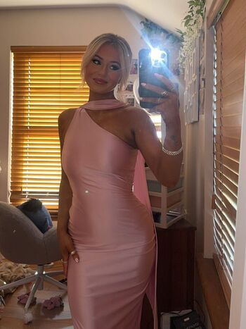 Emma mcguckin page leaked private photo uncensored HD quality
