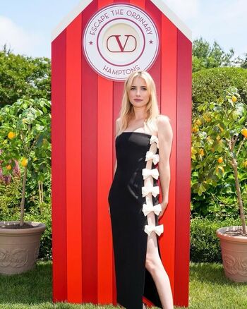 Emma roberts  page leaked private photo uncensored HD quality