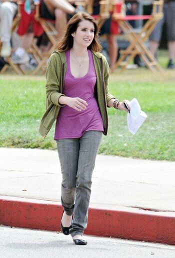 Emma roberts leaked private photo uncensored HD quality