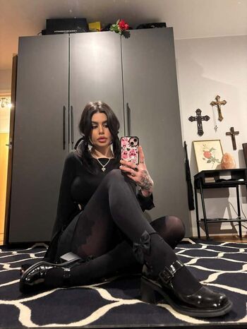 Emmaloubeedie leaked private photo uncensored HD quality