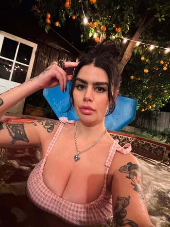 Emmaloubeedie leaked private photo uncensored HD quality