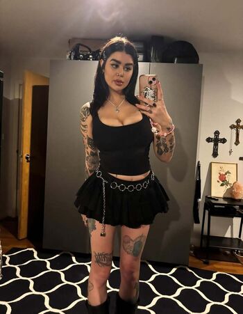Emmaloubeedie leaked private photo uncensored HD quality