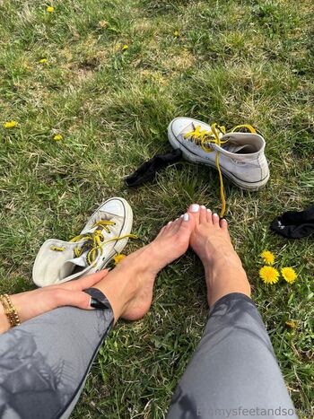 Emmysfeetandsocks leaked private photo uncensored HD quality