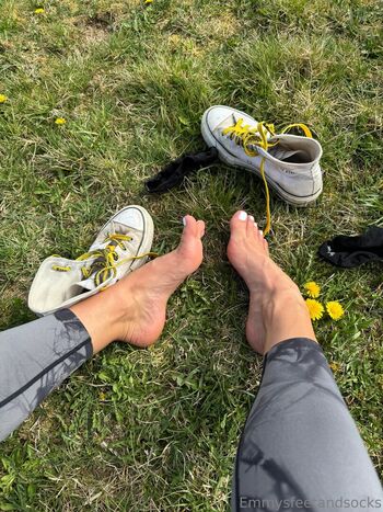 Emmysfeetandsocks leaked private photo uncensored HD quality