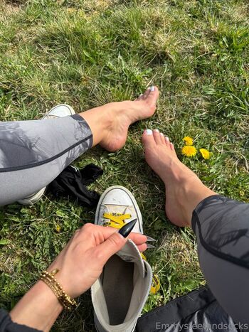 Emmysfeetandsocks leaked private photo uncensored HD quality