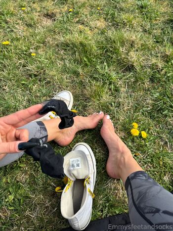 Emmysfeetandsocks leaked private photo uncensored HD quality