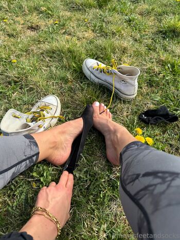 Emmysfeetandsocks leaked private photo uncensored HD quality